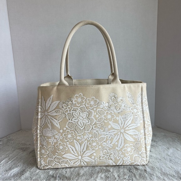 Oscar De La Renta Floral CanvasTote for Neiman Marcus/Target - Picture 1 of 11